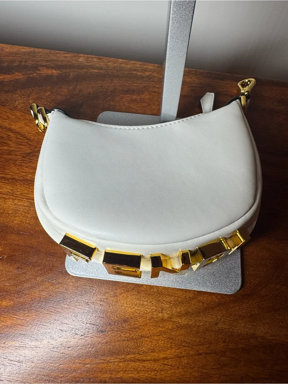 White Leather Mini Bag; No Brand - Picture 4 of 8